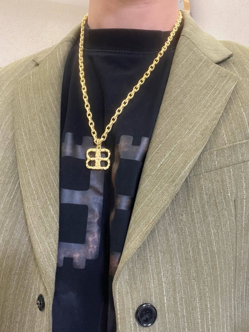 Ba1en*iaga necklaces